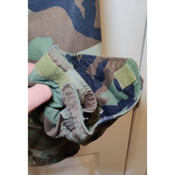 Military Coat Cold Weather Field Jacket Woodland Camo Size Medium Regular - Picture 6 of 7